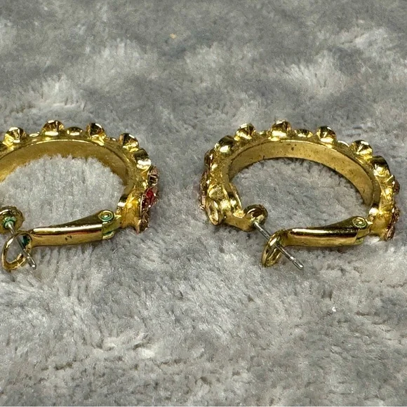 ❇️ Sorrelli Gold-Tone Earrings with Pink and Green Crystals - Picture 2 of 4